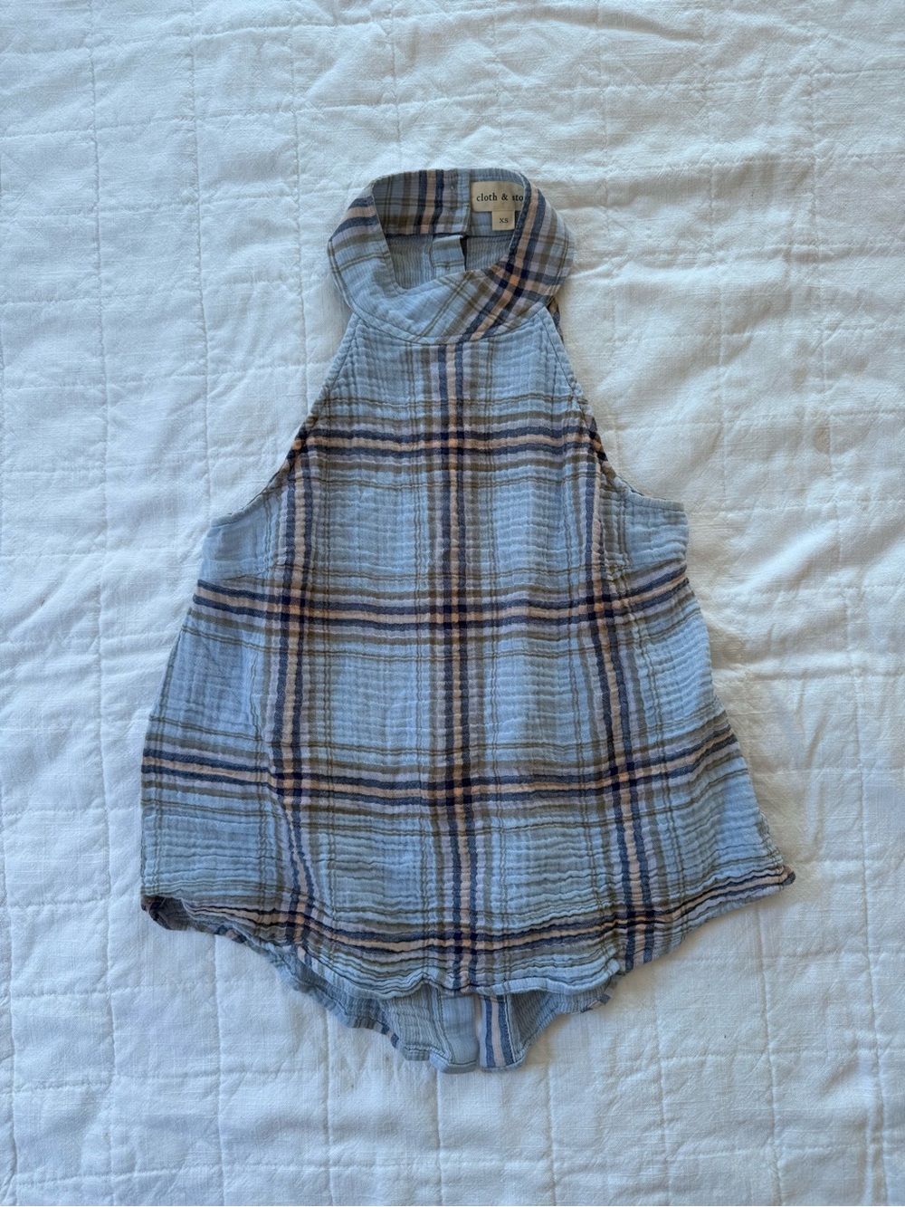 cloth & stone Blue Plaid Lightweight Button-Up